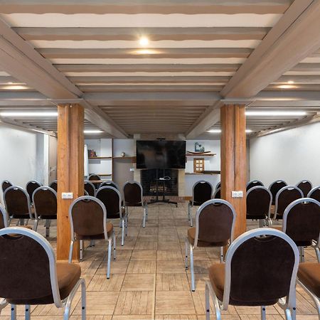 Eden Park Hotel Restaurant Pont-l'Eveque  Exterior photo